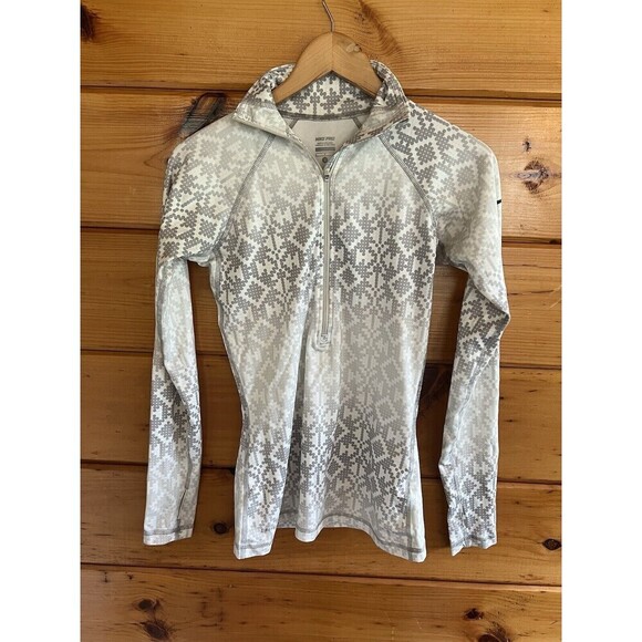 Nike Sweaters - Nike Pro Women's S 1/2 Zip Geometric Print Long Sleeve Athletic Pullover Jacket